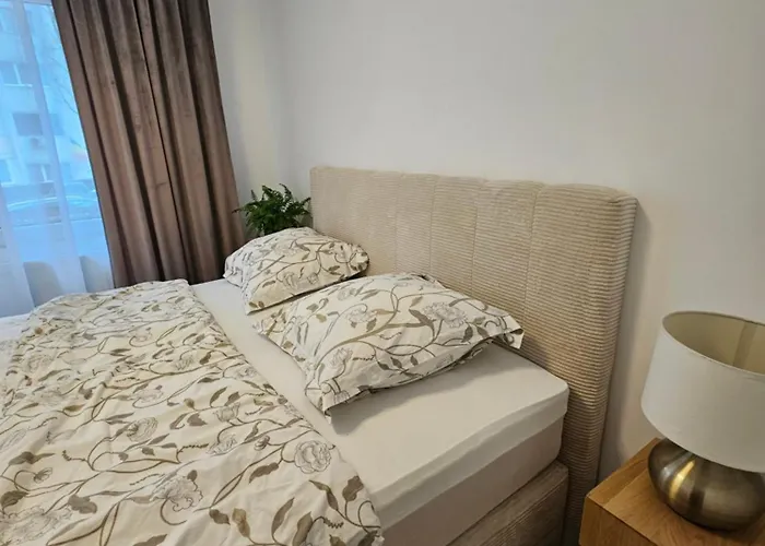 Apartment Velvet Parang